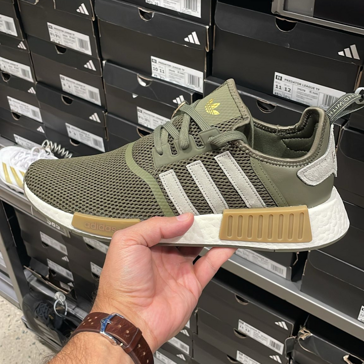 NMD_R1 	Olive