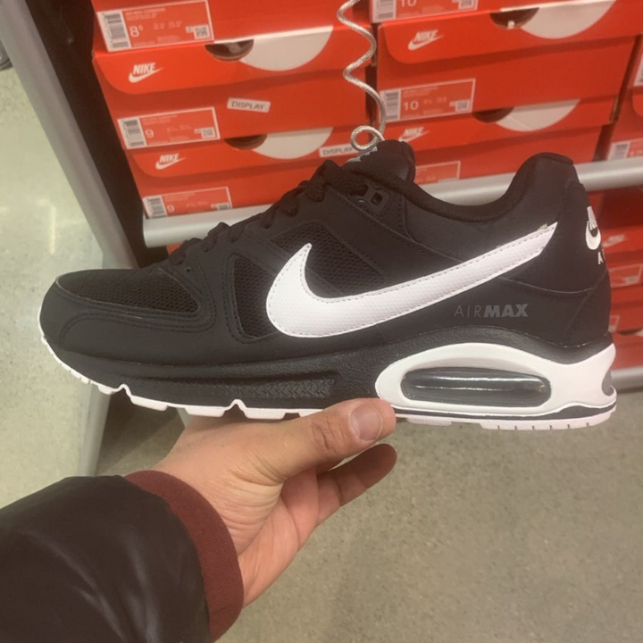 Air Max Command Black / white