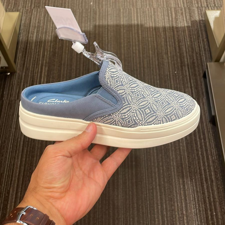 AUDREIGH COVE slip-on Blue